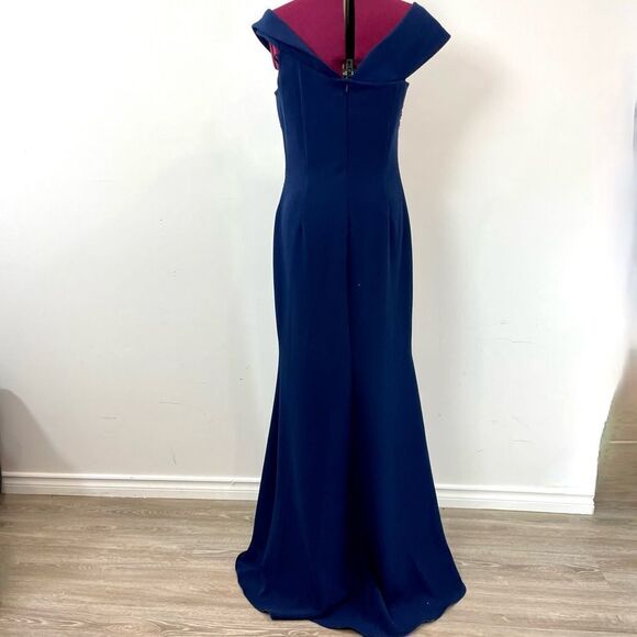 Badgley Mischka Elegant Blue Maxi Dress - Picture 4 of 14